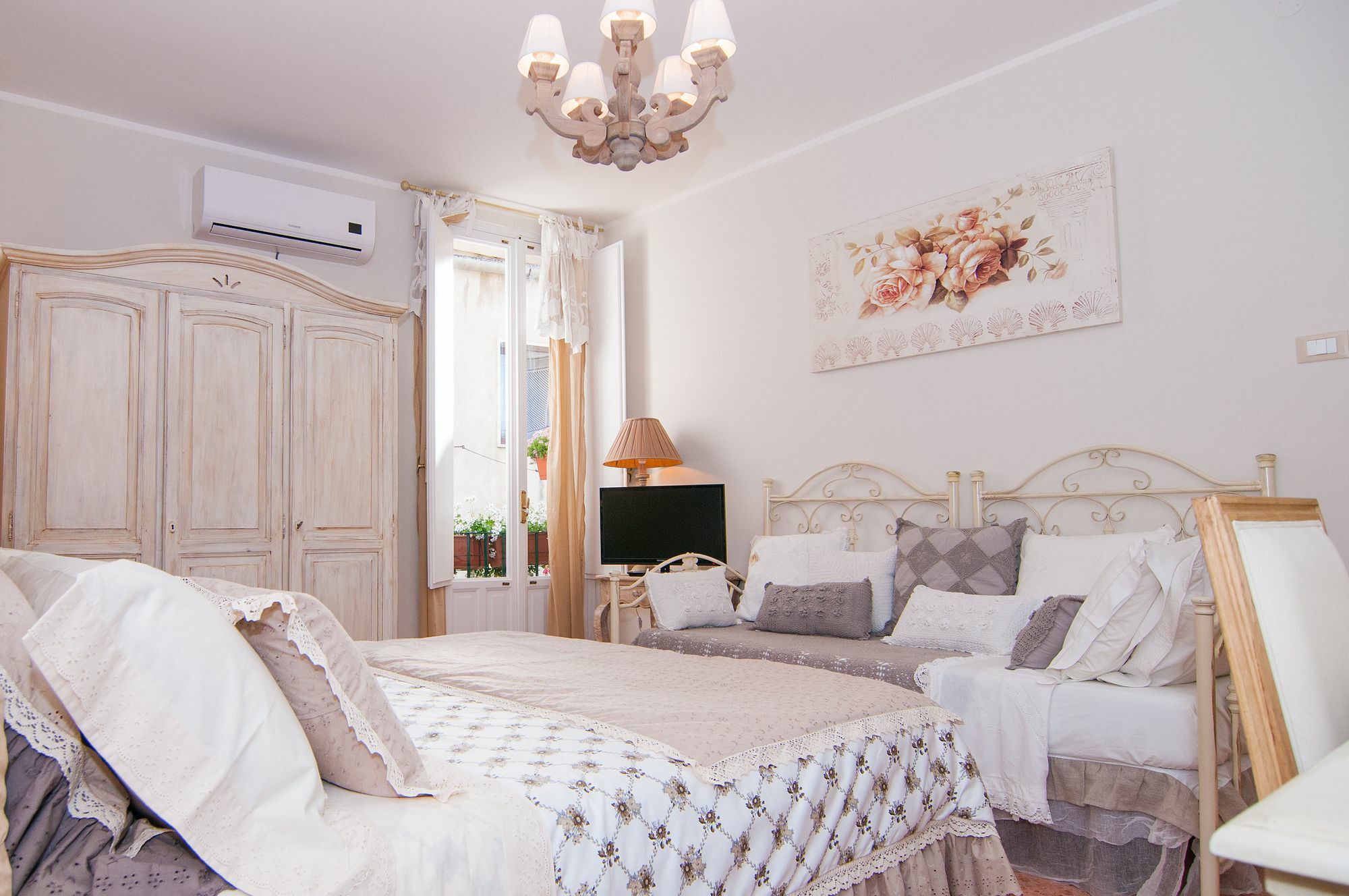 Vacanze Romantiche A Μόντικα Εξωτερικό φωτογραφία